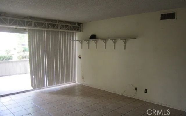 25735 Hogan Drive E15, Valencia, CA 91355