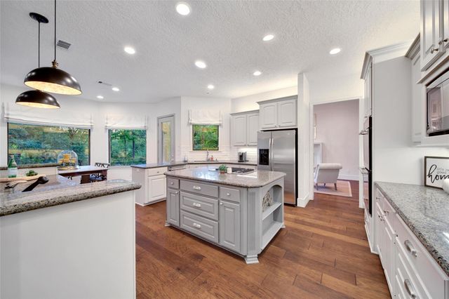 14626 Overbrook Lane, Magnolia, TX 77362