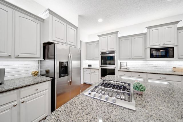 14626 Overbrook Lane, Magnolia, TX 77362