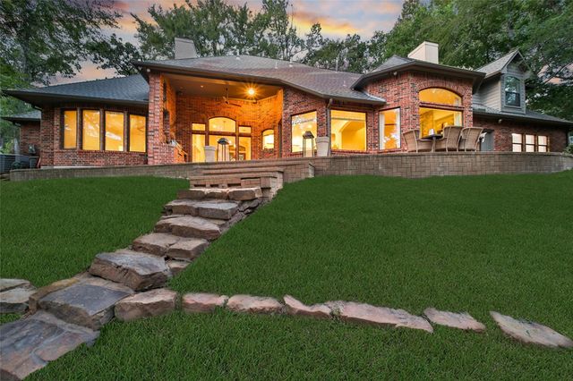 14626 Overbrook Lane, Magnolia, TX 77362