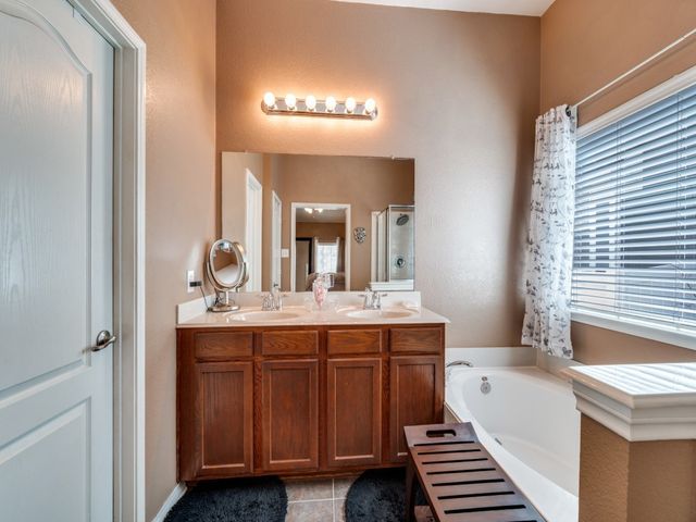 1128 Hayden Lane, Savannah, TX 76227