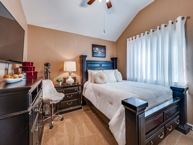 1128 Hayden Lane, Savannah, TX 76227