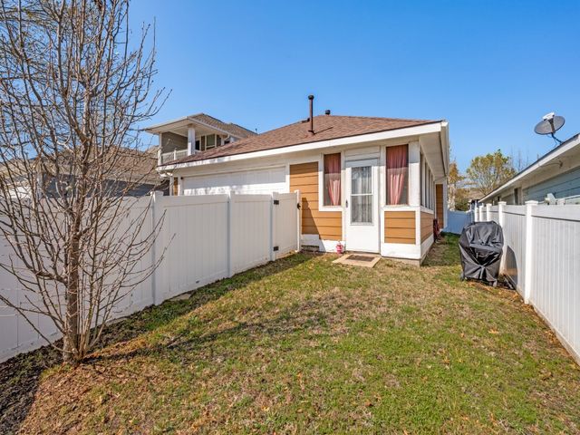 1128 Hayden Lane, Savannah, TX 76227