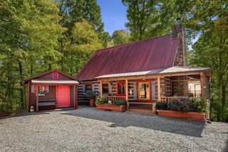 114 Hunterhill Way, Ellijay, GA 30540