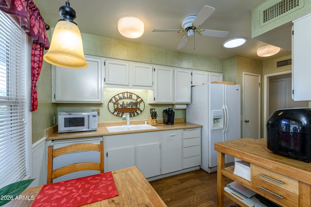 9726 W ALABAMA Avenue, Sun City, AZ 85351