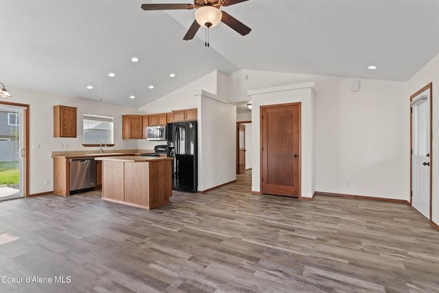 6318 N Cornwall St., Coeur D'alene, ID 83815