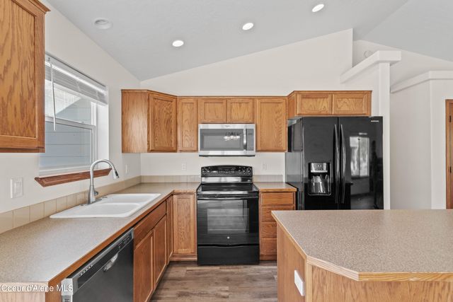 6318 N Cornwall St., Coeur D'alene, ID 83815