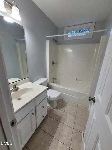 220 Regency Drive, Nashville, NC 27856