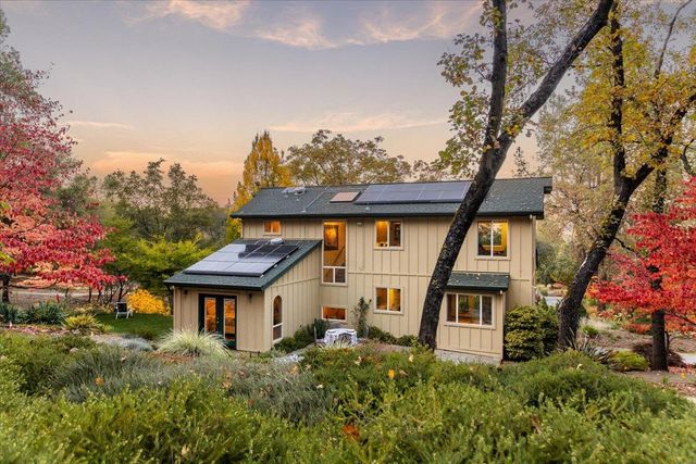 14446 Perimeter Rd, Grass Valley, CA 95949