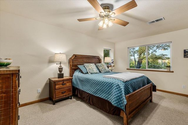 14446 Perimeter Rd, Grass Valley, CA 95949