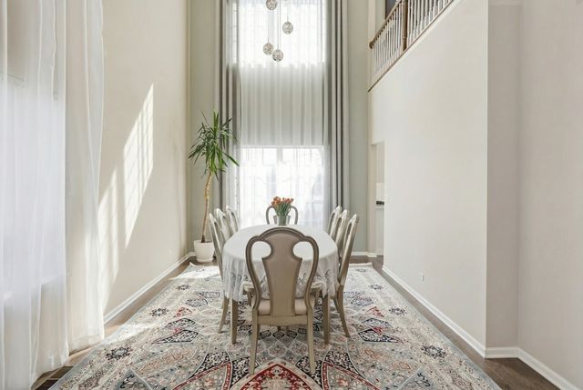 1905 S Osprey Lane, Libertyville, IL 60048