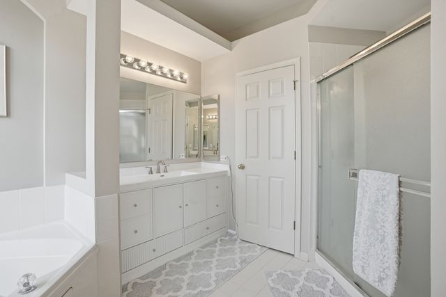 1905 S Osprey Lane, Libertyville, IL 60048