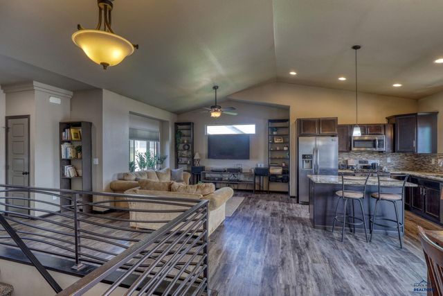 9990 KAELEM CT, Summerset, SD 57718