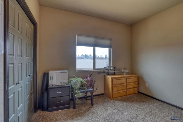9990 KAELEM CT, Summerset, SD 57718