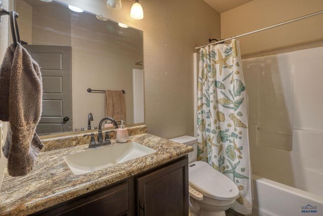 9990 KAELEM CT, Summerset, SD 57718