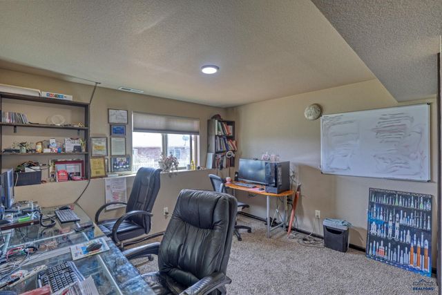 9990 KAELEM CT, Summerset, SD 57718