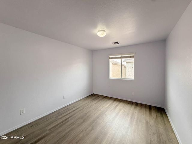 5216 W ALBENIZ Place, Phoenix, AZ 85043