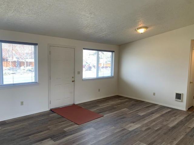 1762 SW 35th Street, Redmond, OR 97756