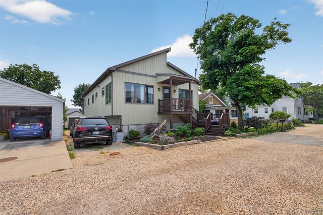 6 Howard Road, Bayville, NY 11709