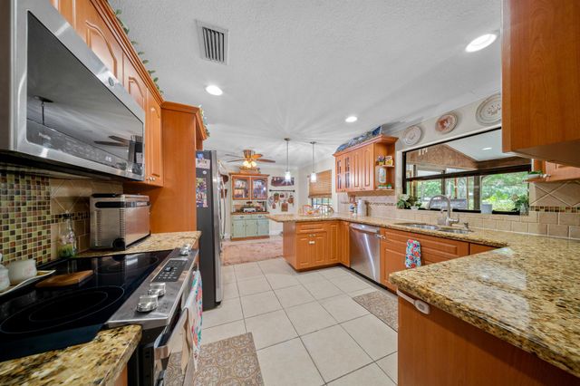 6008 Roland Court, Fort Pierce, FL 34951