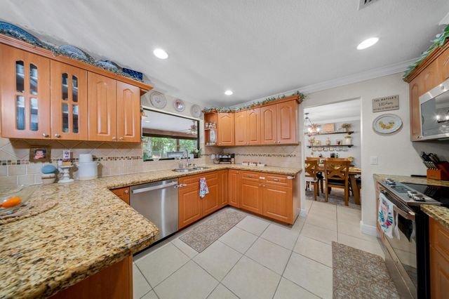 6008 Roland Court, Fort Pierce, FL 34951
