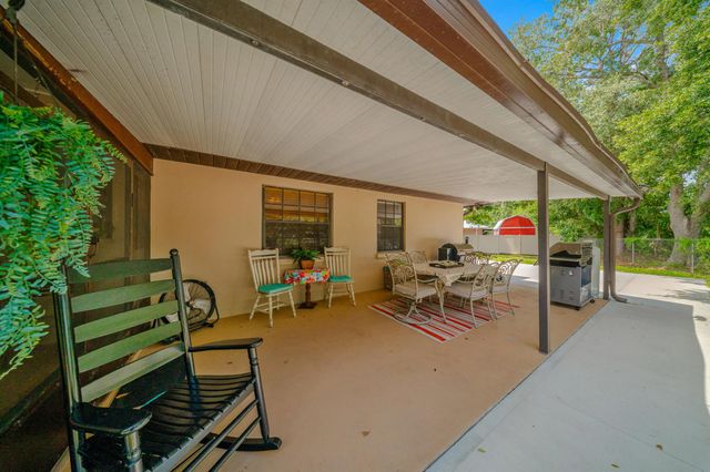 6008 Roland Court, Fort Pierce, FL 34951