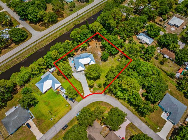 6008 Roland Court, Fort Pierce, FL 34951