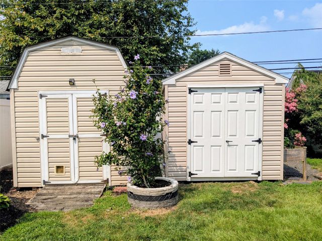 56 Horn Lane, Levittown, NY 11756
