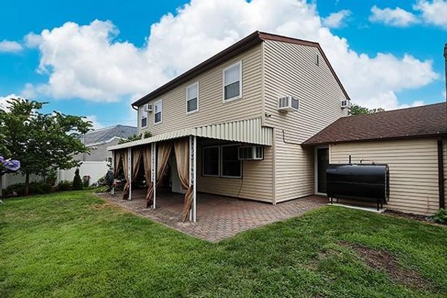 56 Horn Lane, Levittown, NY 11756