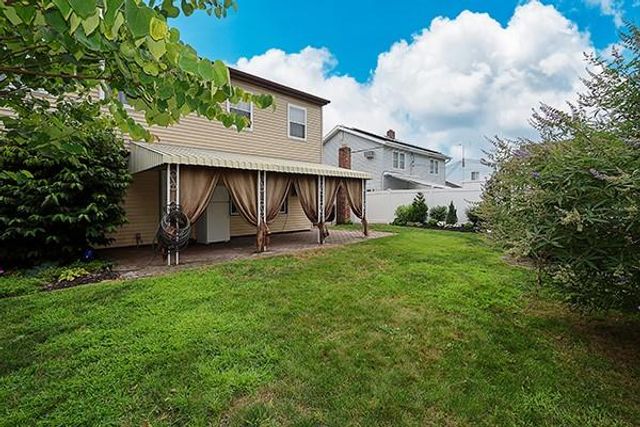 56 Horn Lane, Levittown, NY 11756