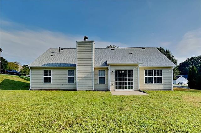 705 Beranda Circle, Douglasville, GA 30134