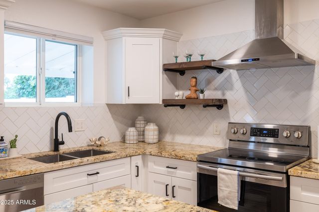 1407 E Windsor Avenue, Phoenix, AZ 85006