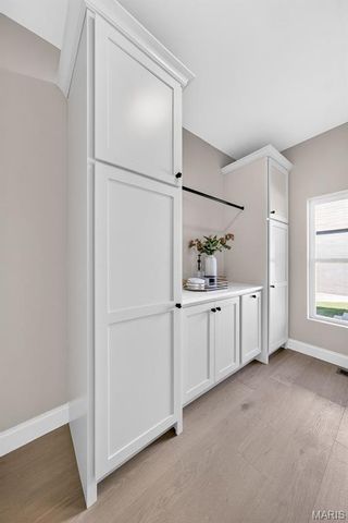 11924 Santino Court, Creve Coeur, MO 63141