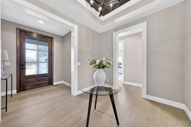 11924 Santino Court, Creve Coeur, MO 63141