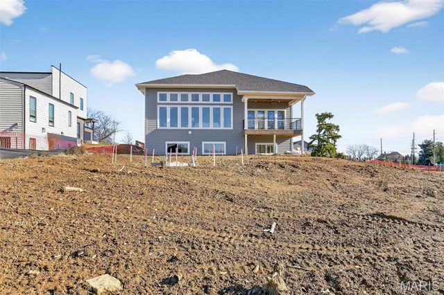 11924 Santino Court, Creve Coeur, MO 63141