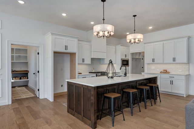 2045 N Silver Charm Avenue, Springfield, MO 65802