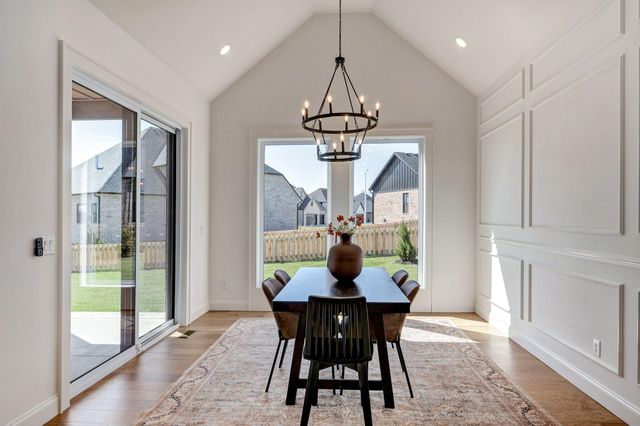 2045 N Silver Charm Avenue, Springfield, MO 65802