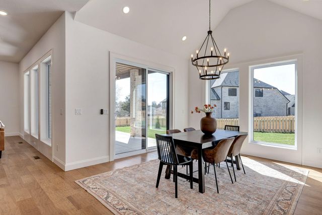 2045 N Silver Charm Avenue, Springfield, MO 65802