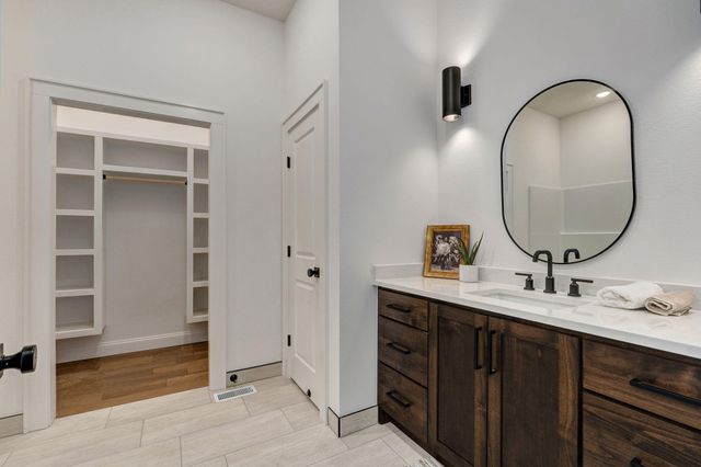 2045 N Silver Charm Avenue, Springfield, MO 65802