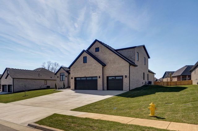 2045 N Silver Charm Avenue, Springfield, MO 65802