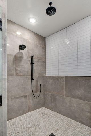 2045 N Silver Charm Avenue, Springfield, MO 65802