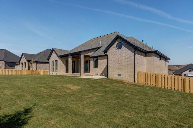 2045 N Silver Charm Avenue, Springfield, MO 65802