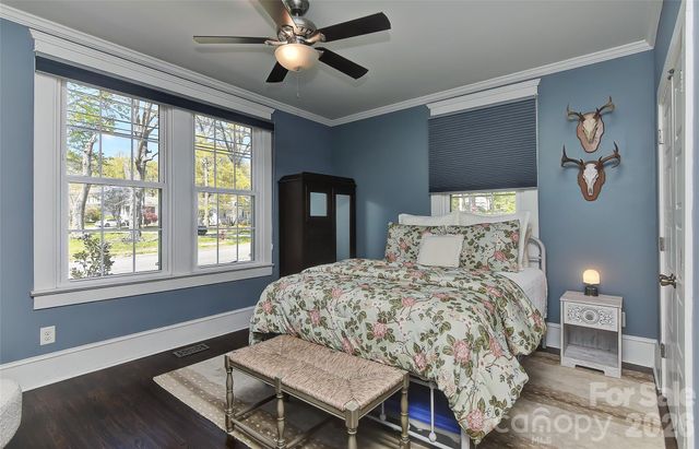 704 S Chester Street, Gastonia, NC 28052