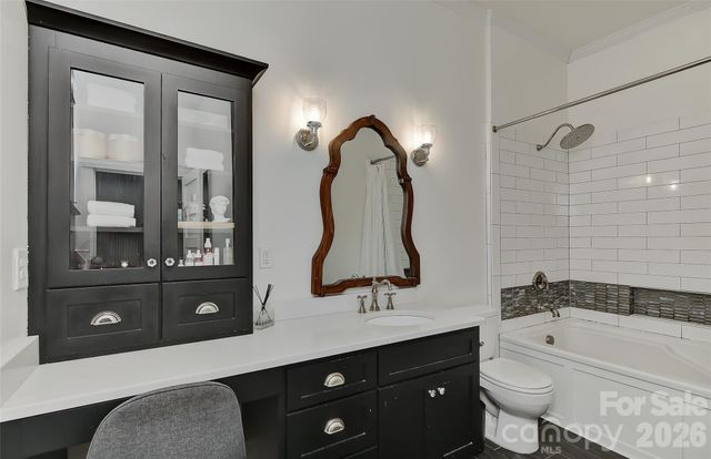 704 S Chester Street, Gastonia, NC 28052