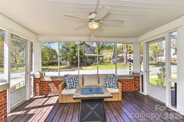 704 S Chester Street, Gastonia, NC 28052