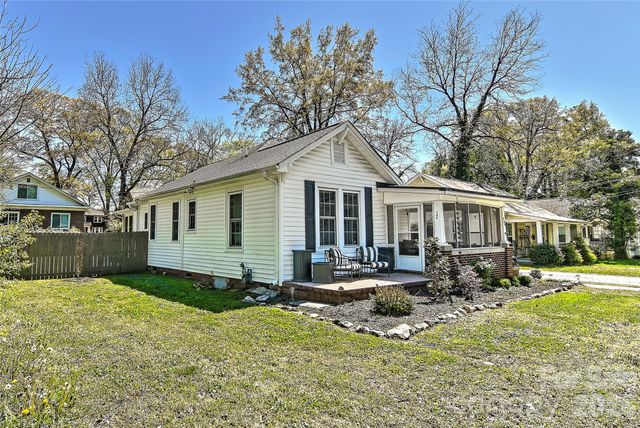 704 S Chester Street, Gastonia, NC 28052