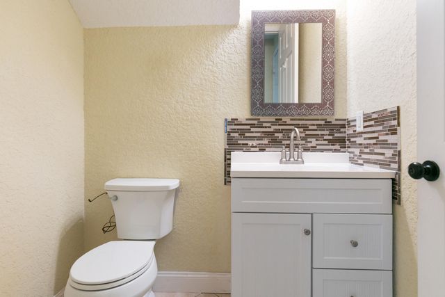 1086 NW Leonardo Circle, Port St. Lucie, Port St Lucie, FL 34986