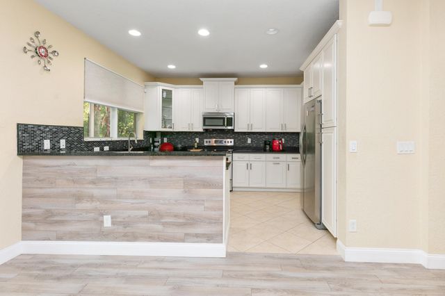 1086 NW Leonardo Circle, Port St. Lucie, Port St Lucie, FL 34986