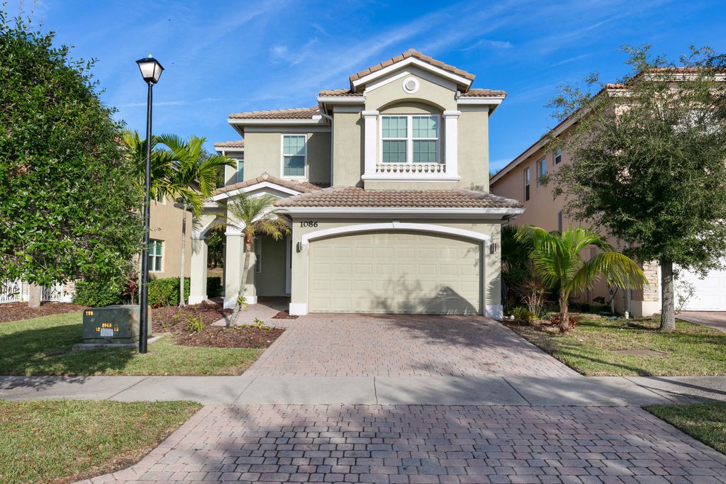 1086 NW Leonardo Circle, Port St. Lucie, Port St Lucie, FL 34986