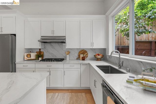 155 Purdue Avenue, Kensington, CA 94708